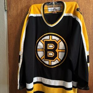 Boston Bruins KoHo NHL Hockey Jersey. Adult XL